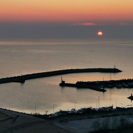 Seaview Residence Constanta Luaran gambar